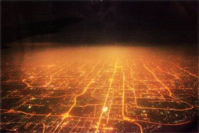 夜北京:从飞机上鸟瞰全京城